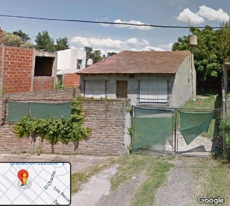 Casa en Venta en Ituzaingo - José Hernandez 4336 - 2 dorm - 3 amb - 60 m2 - 300 m2 tot.