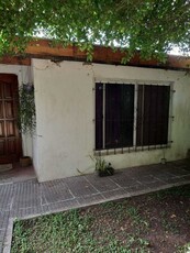 Casa 3 Ambientes, Moreno Trujuy, Gas Natura, Patio, Cochera.