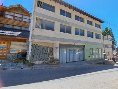 Cochera céntrica en Bariloche calle Salta