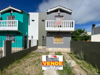 Venta-duplex Al Frente- 3 Ambientes.calle 5 Entre 82 Y 83. Mar Del Tuyu