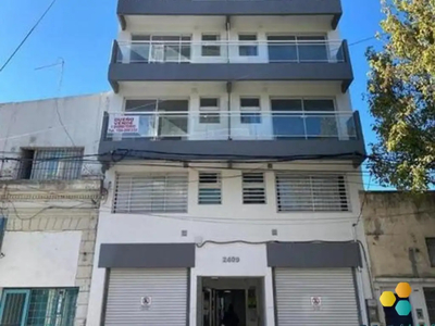 Alquiler Departamento 1 dormitorio, Frente, Corrientes 2400 piso 03, Abasto | Inmuebles Clarín