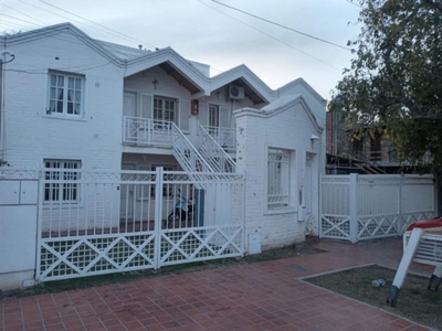 Venta. Departamento 1 Dormitorio 1er Piso Barrio Rivadavia Sur Mls#420981004-176