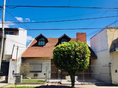 Casa en Venta en Villa Luzuriaga, Buenos Aires