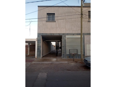 Departamento De 40 M2 1 Dormitorio A Estrenar En Calle Lavalle Antes De Brasil Con Cochera Y Balcon 1er Piso. Capital
