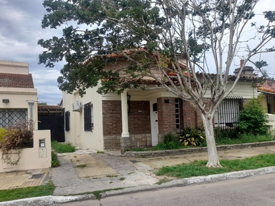 Casa en Alquiler en Lomas De Zamora, Buenos Aires