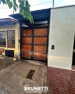 Casa en Venta - Godoy Cruz