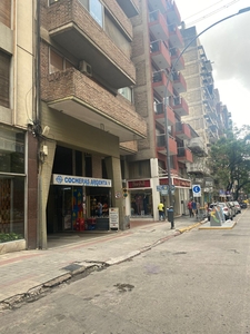 Local Comercial en Venta - Calle San Jerónimo 270
