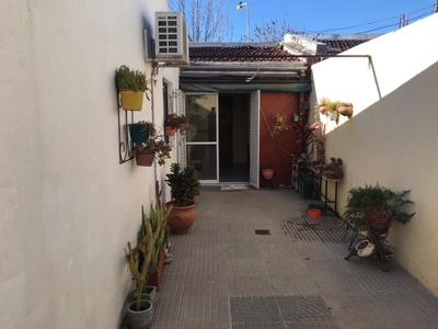 Casa en venta en Barrio Hernandarias 6 ambientes con cochera