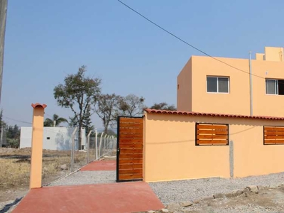 Casa en Venta en El Carmen - B La Quinta - 2 dorm - 4 amb - 140 m2 - 660 m2 tot.