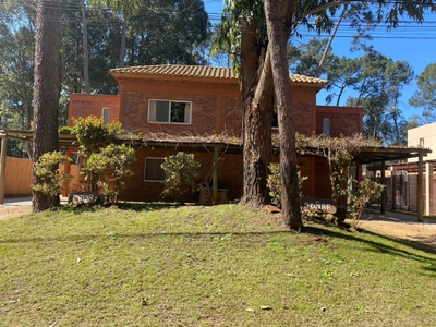 Casa en Venta, Alquiler y Temporal en Punta Ballena