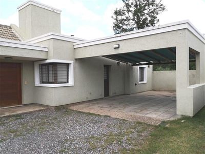 Villa Belgrano Vendo Casa En Housing, 3 Dorm 2 Baños Appta Bancor, Cochera Y Patio