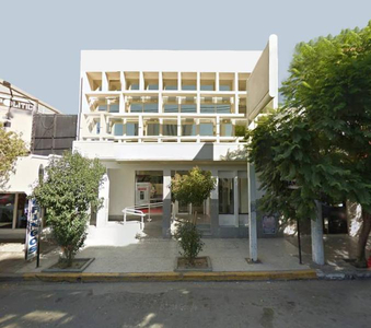 Local Y Edificio Residencial En Venta - Trelew, Chubut