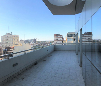 Venta Exclusivo Duplex De 4 Ambientes Con Terraza Y 2 Cocheras. Belgrano, Edificio De Primer Nivel.