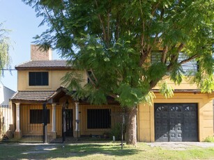 Casa en venta Melchor Romero, Gba Sur
