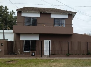 Casa en Alquiler en Los Polvorines, Buenos Aires