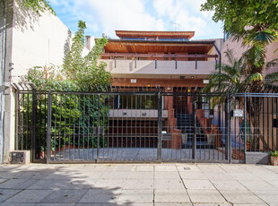 Casa En Venta, 5 Amb. + Dependencia, Garage, Parrilla Y Pileta, Núñez.