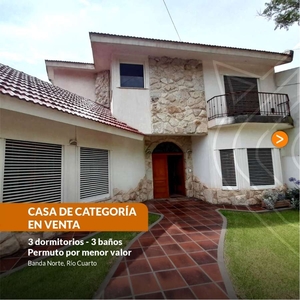 Casa en Venta en Río Cuarto - Banda Norte - 3 dorm - 500 m2 tot.