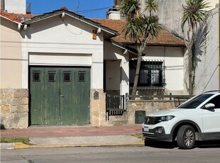 Casa en venta en Claraz