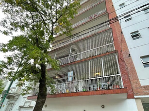 Departamento Venta 4 ambientes 45 años, 140m2, con balcón, Mendoza 5600 piso 3, Villa Urquiza