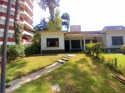 Casa en alquiler en Villa Gesell