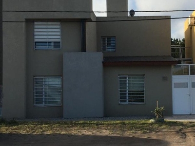 Casa en Venta en Necochea - Dueño directo - 508 1161 - 4 dorm - 5 amb - 200 m2 - 225 m2 tot.