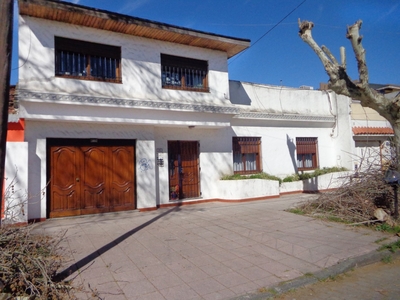 Casa en Venta en Banfield, Buenos Aires