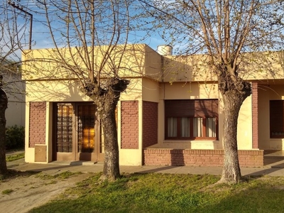 Casa en Venta en Carlos Casares, Buenos Aires