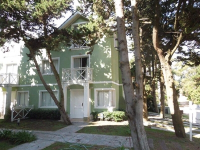 Casa en Venta en Duplex Pinamar, Buenos Aires