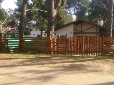 Casa en Venta en ZONA RESIDENCIAL Pinamar, Buenos Aires