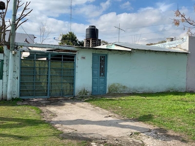 Casa en Venta en Lisandro Olmos sobre calle 171, buenos aires
