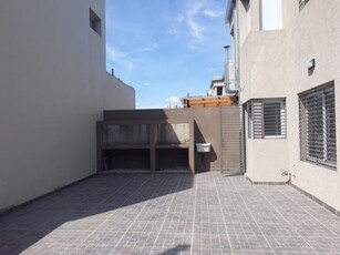 Duplex en Alquiler en José Hernández sobre calle 135, buenos aires