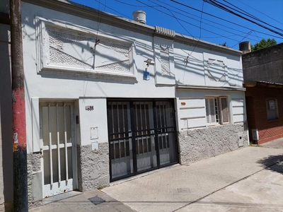 Casa de pasillo en venta Rosario - Barrio Matheu