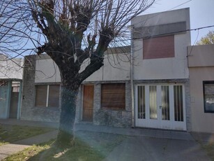 Casa en Venta en La Plata (Casco Urbano) sobre calle venta casa zona parque san martin ( 52 y 30), buenos aires