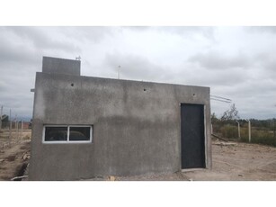 Venta. Casa A Estrenar (barrio Privado ,zona Quinta La Berta ) Etapa Primera Terminada Para Habitar $140.000.000