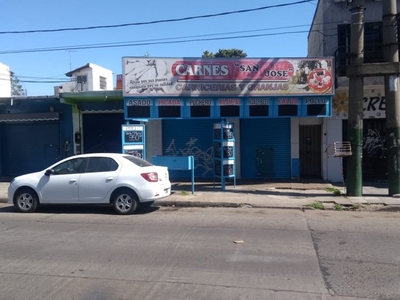 Local con Vivienda en Venta en Barrio San José