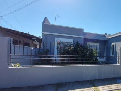 Casa en Venta en Moron - Dueño directo - Bruno De Zabala 1551 - 4 dorm - 6 amb - 175 m2 - 390 m2 tot.