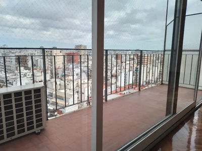 Alquiler Departamento 40 años 3 dormitorios, Frente, 105m2, Guemes 3000 piso 18, Recoleta | Inmuebles Clarín