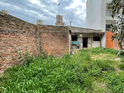 Casa a la venta en La Plata a reciclar