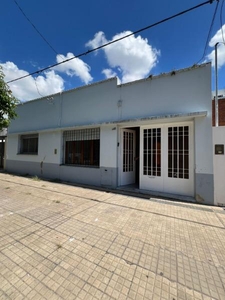 Casa en Alquiler en La Plata (Casco Urbano) sobre calle 59, buenos aires