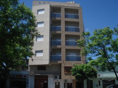 Departamento en Alquiler en La Plata (Casco Urbano) sobre calle Diagonal 73, buenos aires