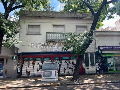 Casa en Alquiler en La Plata (Casco Urbano) sobre calle 54, buenos aires