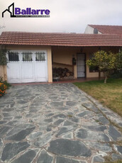 Casa en Venta en Miramar sobre calle C. 1 1608,