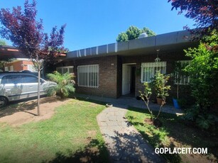 Casa en Venta - French 8178, Rosario